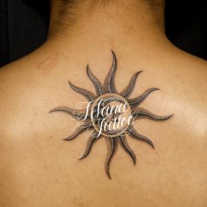 太陽|月|蓮|梵字のタトゥー