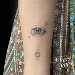 星のタトゥーデザイン Tifana Tattoo 東京 渋谷のタトゥースタジオ 星のタトゥーデザイン Tifana Tattoo 東京 渋谷のタトゥースタジオ