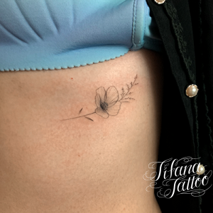 リンゴのタトゥー ギャラリー Tifana Tattoo 東京 渋谷のタトゥースタジオ リンゴのタトゥー ギャラリー Tifana Tattoo 東京 渋谷のタトゥースタジオ