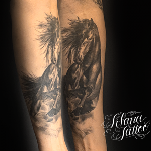 馬のタトゥーデザイン Tifana Tattoo 東京 渋谷のタトゥースタジオ