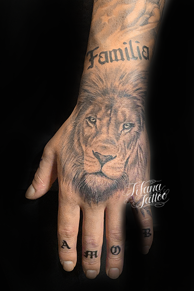 ライオンのタトゥー ギャラリー Tifana Tattoo 東京 渋谷のタトゥースタジオ