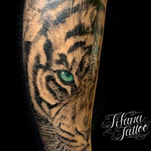 虎 トラのタトゥーデザイン Tifana Tattoo 東京 渋谷のタトゥースタジオ