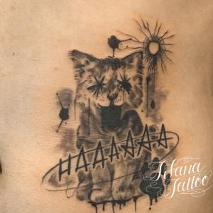 落書き調の猫のタトゥー