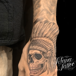 スカルのタトゥーデザイン Tifana Tattoo 東京 渋谷のタトゥースタジオ スカルのタトゥーデザイン Tifana Tattoo 東京 渋谷のタトゥースタジオ