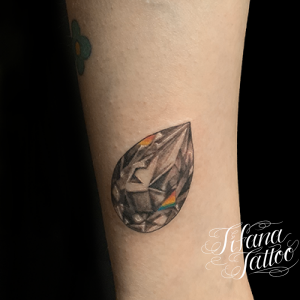 ダイヤのタトゥーデザイン Tifana Tattoo 東京 渋谷のタトゥースタジオ ダイヤのタトゥーデザイン Tifana Tattoo 東京 渋谷のタトゥースタジオ