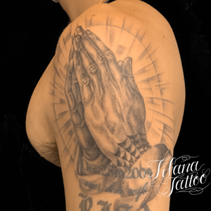 合掌のタトゥーデザイン Tifana Tattoo 東京 渋谷のタトゥースタジオ 合掌のタトゥーデザイン Tifana Tattoo 東京 渋谷のタトゥースタジオ