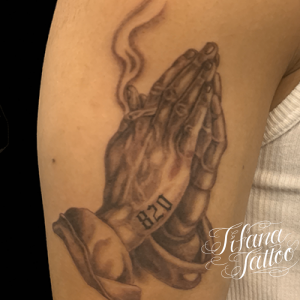 合掌のタトゥーデザイン Tifana Tattoo 東京 渋谷のタトゥースタジオ 合掌のタトゥーデザイン Tifana Tattoo 東京 渋谷のタトゥースタジオ