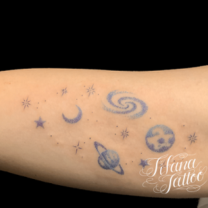 月のタトゥーデザイン Tifana Tattoo 東京 渋谷のタトゥースタジオ