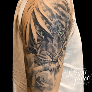 虎|薔薇のファインライン・タトゥー