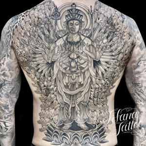 背中一面 – Tifana Tattoo – 東京・渋谷のタトゥースタジオ 背中一面 – Tifana Tattoo – 東京・渋谷のタトゥースタジオ