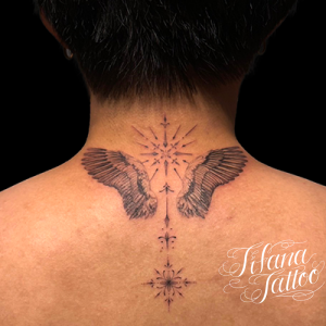 翼|ジオメトリック・タトゥー