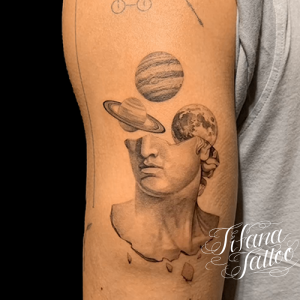 ダヴィデ像|宇宙|惑星のファインライン・タトゥー