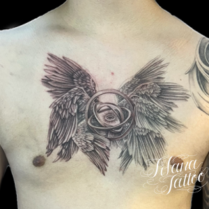 セラフィム|翼のタトゥー